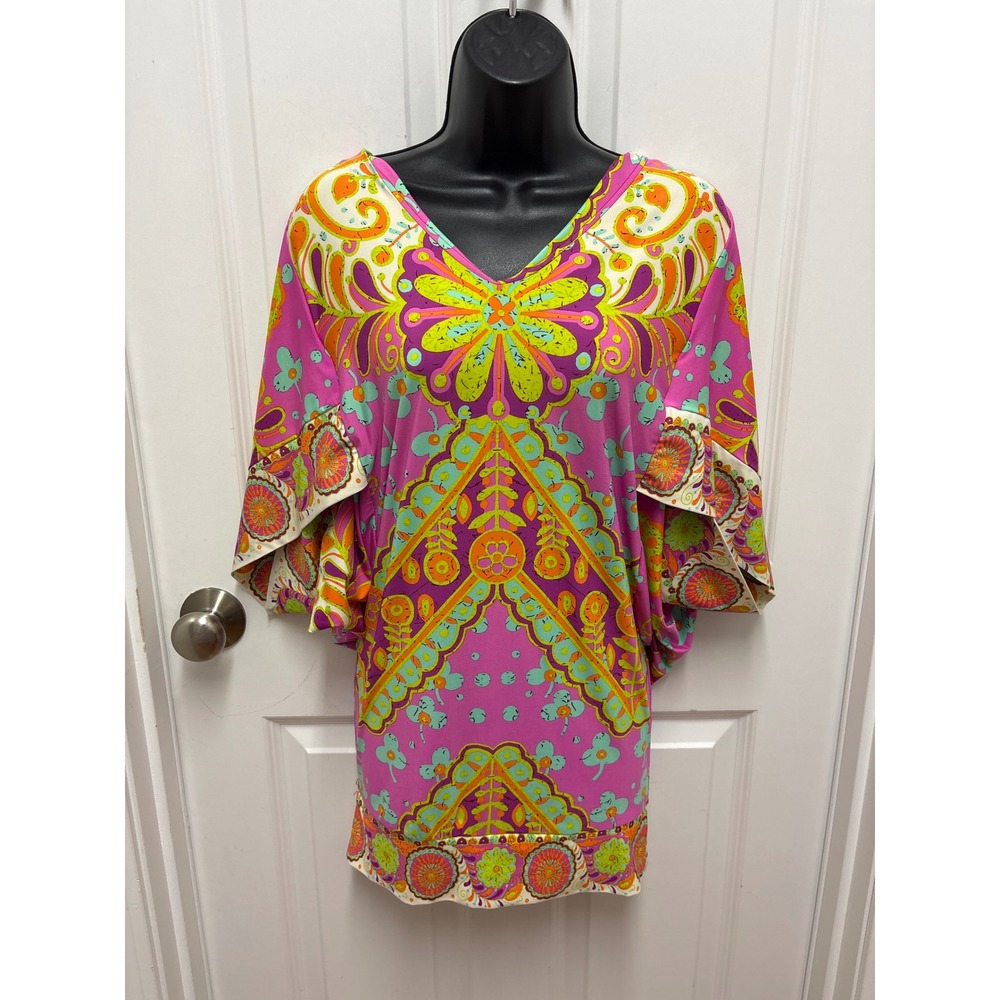 Trina Turk Pink Psychedelic Paisley Floral Batwing Tunic Top XS V-Neck Kaftan